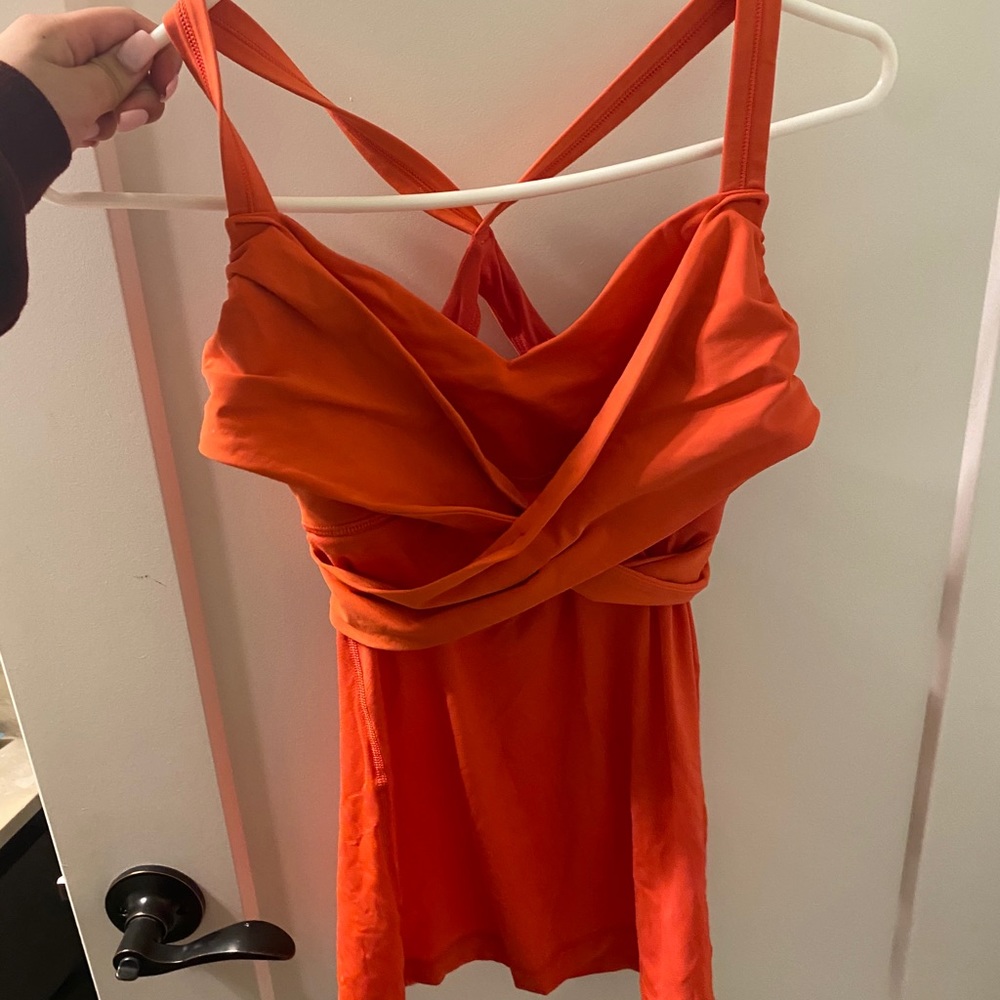 Lululemon tank top
